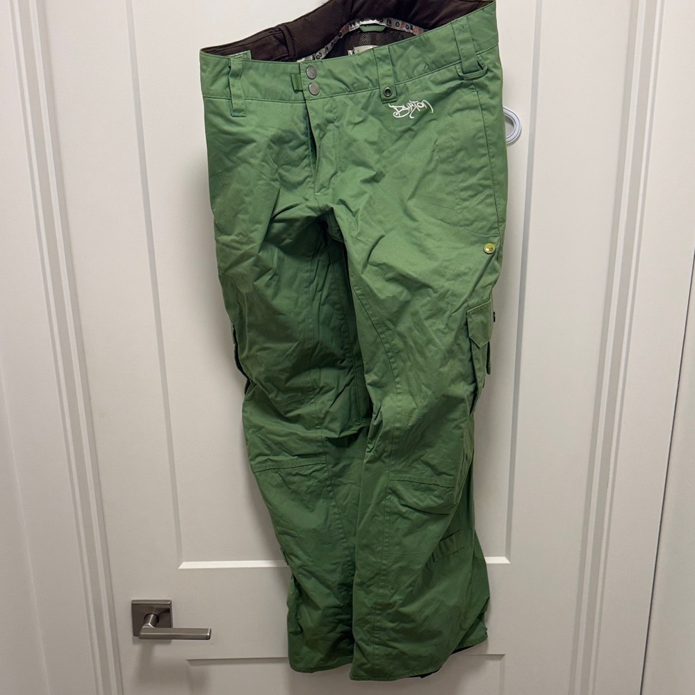 Women’s Medium Burton Snowboard Pants